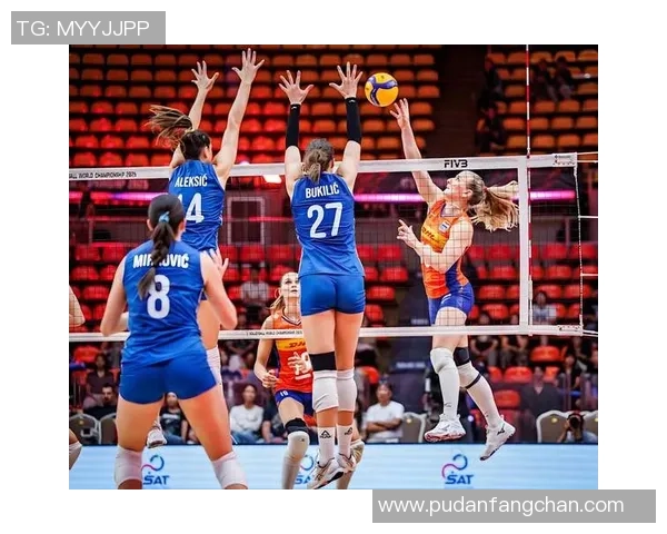 2017年世界女排大奖赛中国女排迎战塞尔维亚全力争胜的精彩对决